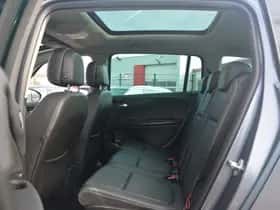 Opel Zafira (2017) thumbnail 23