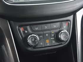 Opel Zafira (2017) thumbnail 25