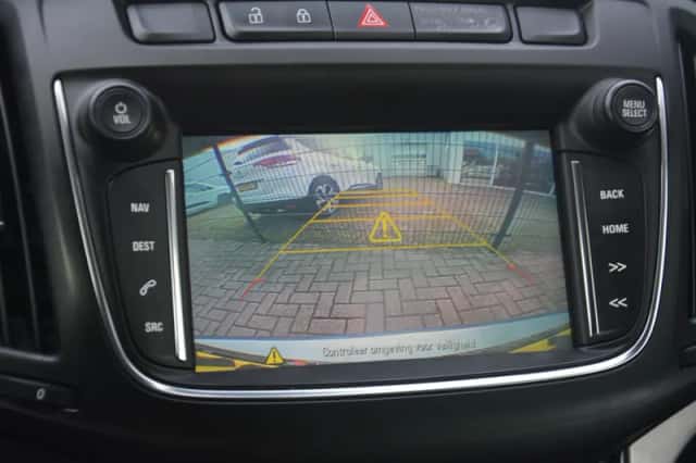 Opel Zafira (2017) thumbnail 32