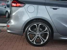 Opel Zafira (2017) thumbnail 36