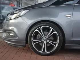 Opel Zafira (2017) thumbnail 40