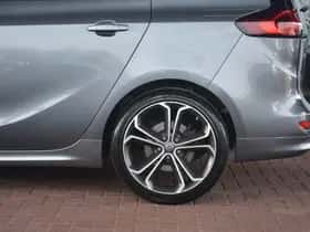 Opel Zafira (2017) thumbnail 41