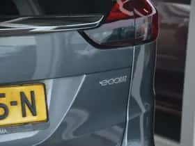 Opel Zafira (2017) thumbnail 44