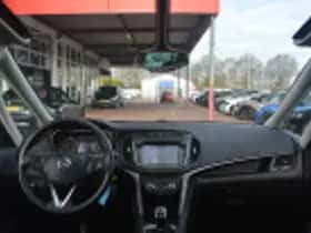 Opel Zafira (2017) thumbnail 63