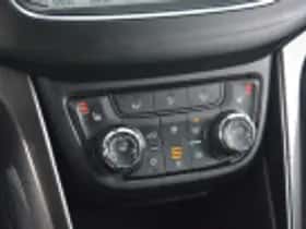 Opel Zafira (2017) thumbnail 71