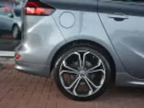 Opel Zafira (2017) thumbnail 82