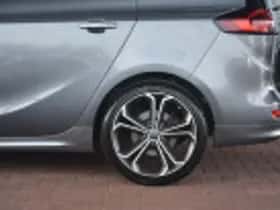 Opel Zafira (2017) thumbnail 87