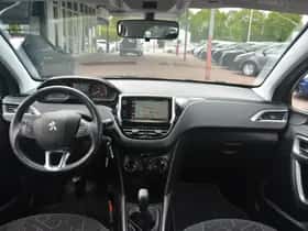Peugeot 2008 (2017) thumbnail 14