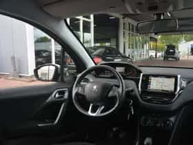 Peugeot 2008 (2017) thumbnail 15