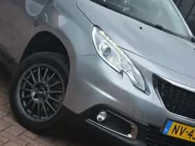 Peugeot 2008 (2017) thumbnail 3