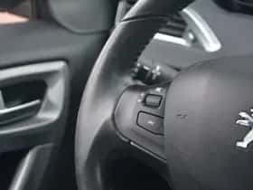 Peugeot 2008 (2017) thumbnail 21