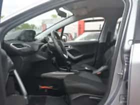 Peugeot 2008 (2017) thumbnail 5