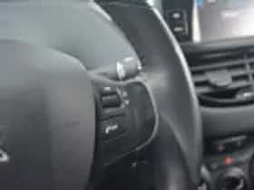 Peugeot 2008 (2017) thumbnail 53