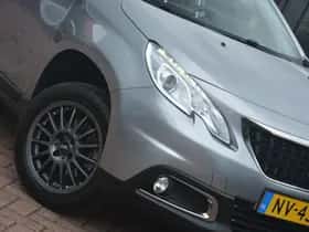Peugeot 2008 (2017) thumbnail 9