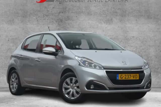 Peugeot 208 (2017)