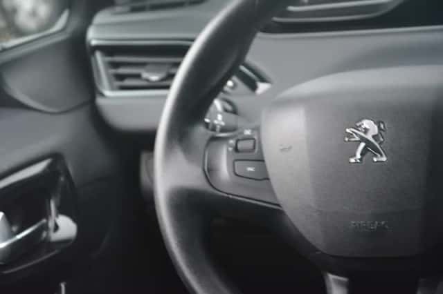 Peugeot 208 (2017) thumbnail 24