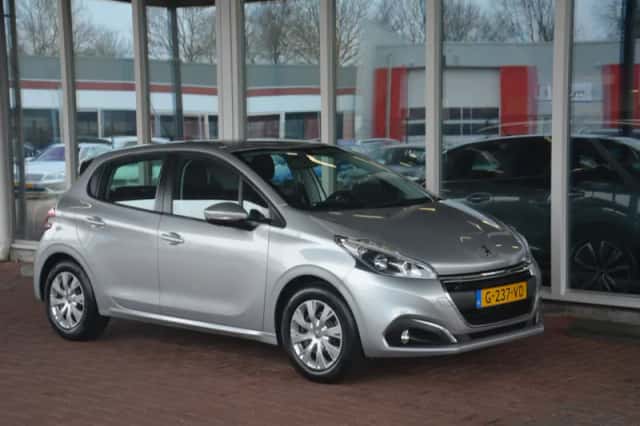 Peugeot 208 (2017) thumbnail 34