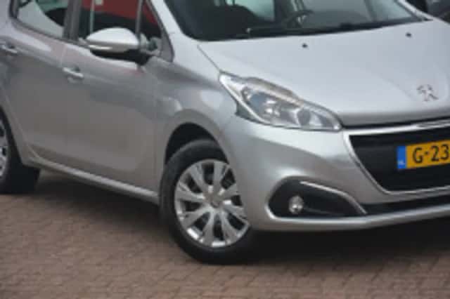 Peugeot 208 (2017) thumbnail 6