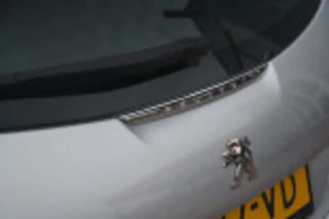 Peugeot 208 (2017) thumbnail 53