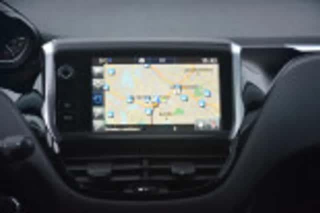 Peugeot 208 (2017) thumbnail 57
