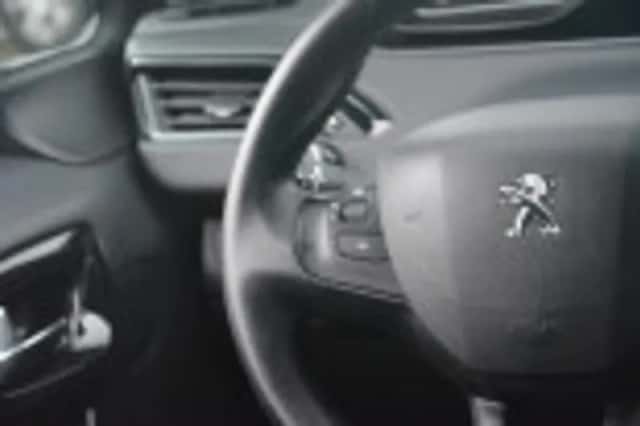 Peugeot 208 (2017) thumbnail 58