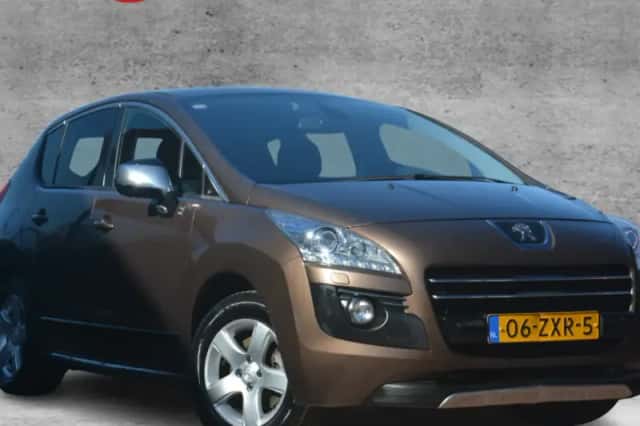 Peugeot 3008 (2013) thumbnail 1