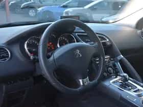 Peugeot 3008 (2013) thumbnail 12