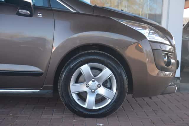 Peugeot 3008 (2013) thumbnail 23