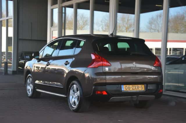Peugeot 3008 (2013) thumbnail 27