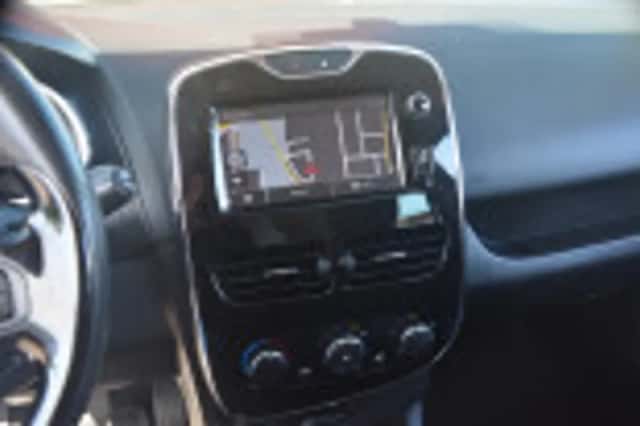 Renault Clio (2013) thumbnail 38