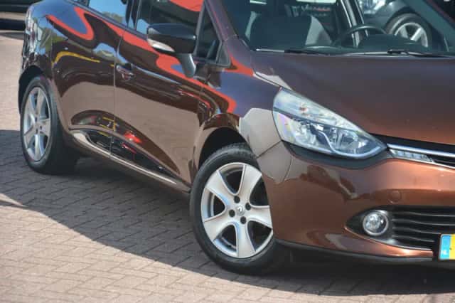 Renault Clio (2013) thumbnail 9