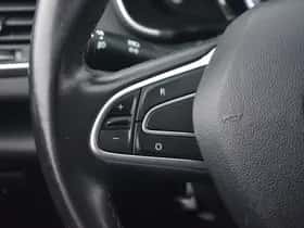 Renault Mégane (2018) thumbnail 28