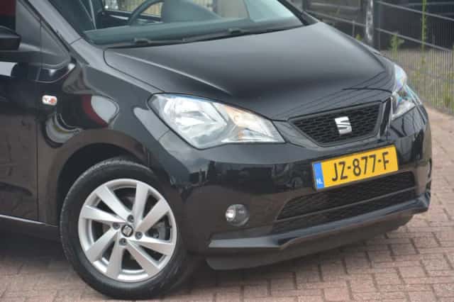 SEAT Mii (2016) thumbnail 4