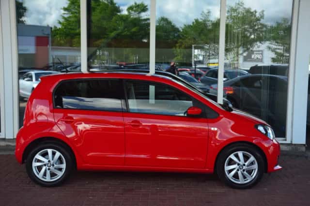 SEAT Mii (2015) thumbnail 5