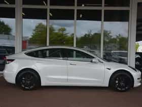Tesla Model (2019) thumbnail 32