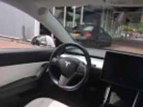 Tesla Model (2019) thumbnail 52