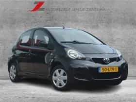 Toyota Aygo (2010) thumbnail 56