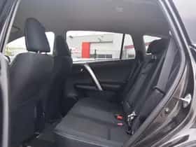 Toyota RAV4 (2016) thumbnail 28