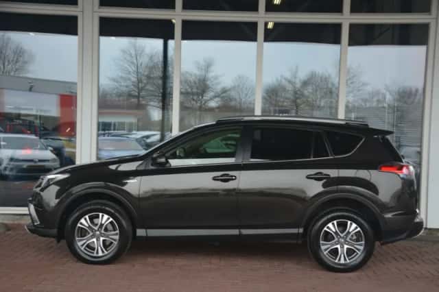Toyota RAV4 (2016) thumbnail 31