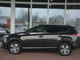 Toyota RAV4 (2016) thumbnail 31