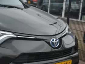 Toyota RAV4 (2016) thumbnail 5