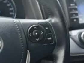 Toyota RAV4 (2016) thumbnail 55