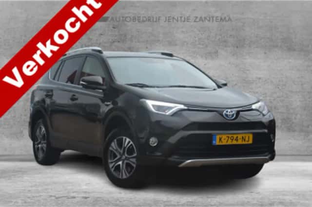 Toyota RAV4 (2016) thumbnail 82