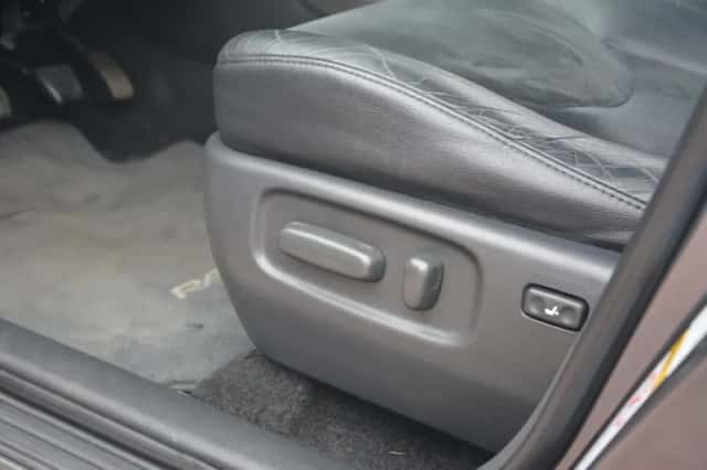 Toyota RAV4 (2012) thumbnail 13