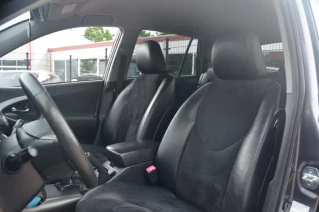 Toyota RAV4 (2012) thumbnail 15