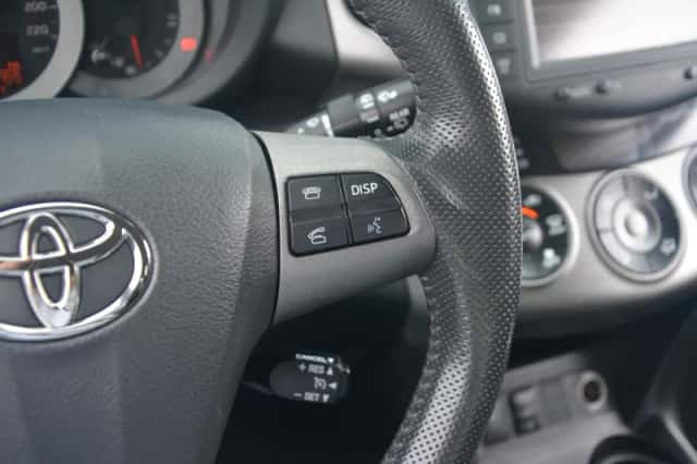 Toyota RAV4 (2012) thumbnail 23
