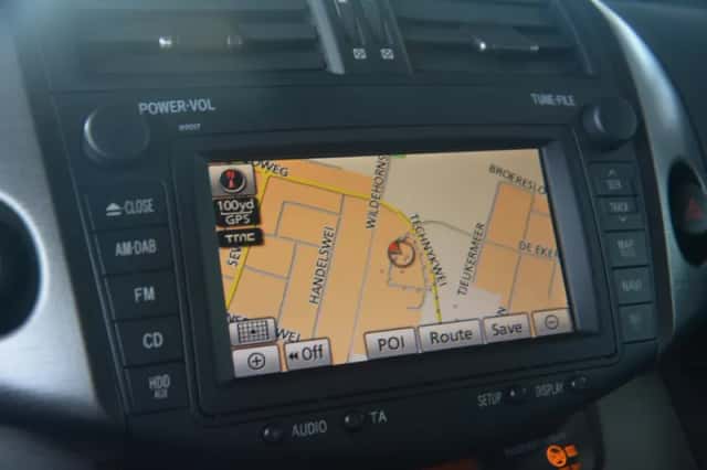 Toyota RAV4 (2012) thumbnail 24