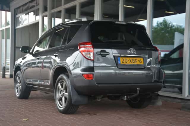 Toyota RAV4 (2012) thumbnail 36
