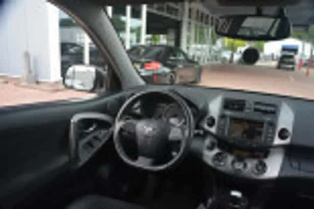 Toyota RAV4 (2012) thumbnail 50