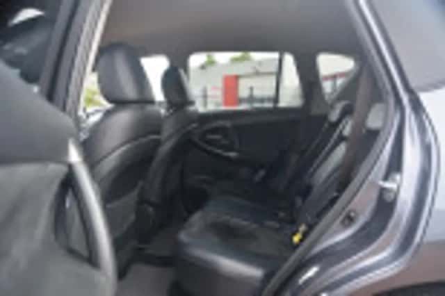 Toyota RAV4 (2012) thumbnail 52